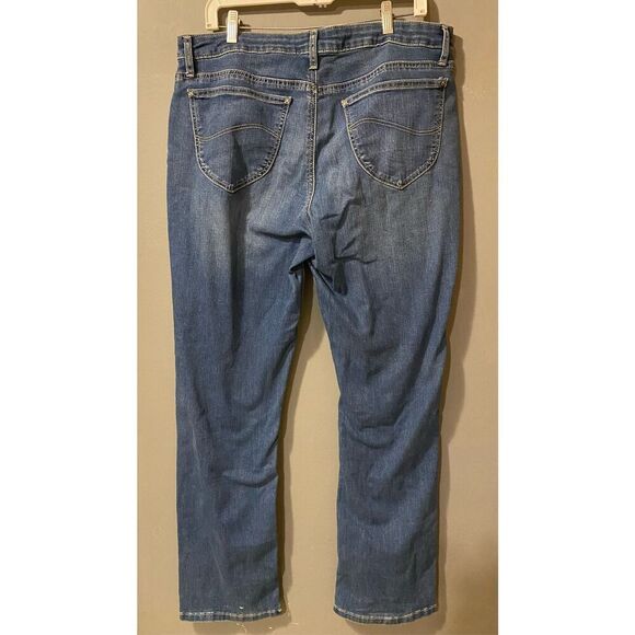 Lee Riders Light Wash Midrise Straight Leg Jeans Size 16 - Picture 2 of 6